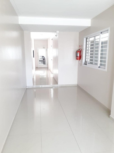Imagen 2 de 13 de Excelente Departamento 2 Amb