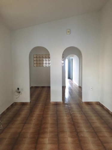 Imagem 8 de 9 de Casa Para Venda - 008109