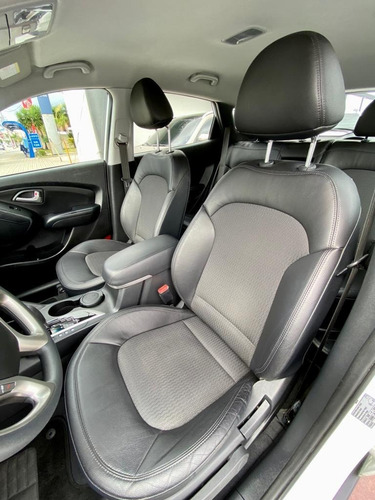 Imagem 5 de 9 de Ix35 Gl 2.0 Flex Aut - Mônaco Automóveis