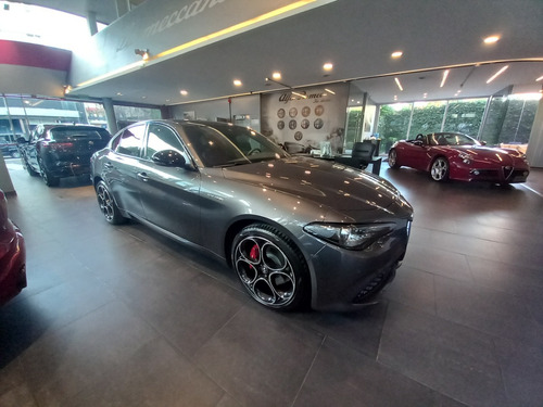 Alfa Romeo Giulia 2.0 280cv Veloce