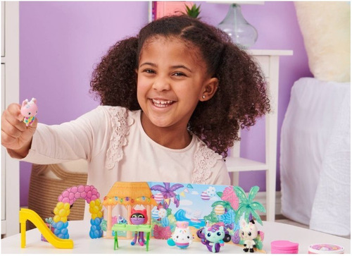 Gabby's Dollhouse, Set Figuras Fiesta Cumpleaños Pandy Paws