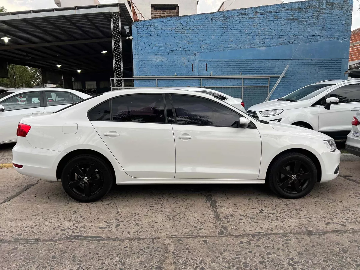 Volkswagen Vento 2.0 Luxury I 140cv