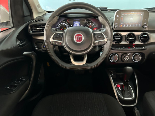 Fiat Cronos 1.8 Drive 16v Flex Aut. 4p
