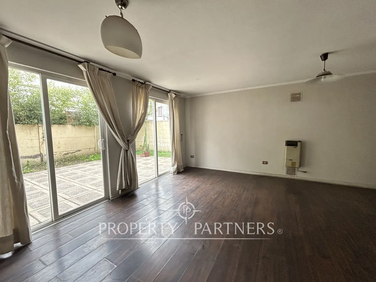 Imagen 4 de 27 de Acogedora Casa En Inmejorable Sector De Huechuraba