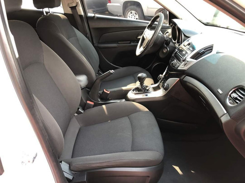 Imagen 8 de 9 de Chevrolet Cruze 1.8 Lt Mt