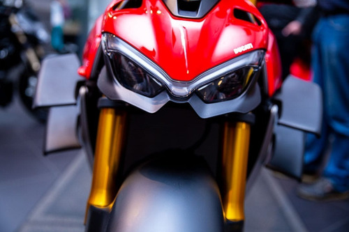 Imagem 11 de 12 de Ducati Streetfighter V4s 2022