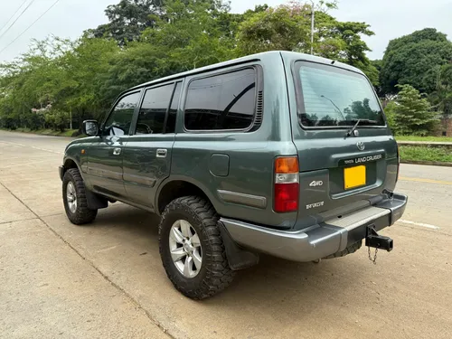 Toyota Burbuja 4.5 Autana Fzj80