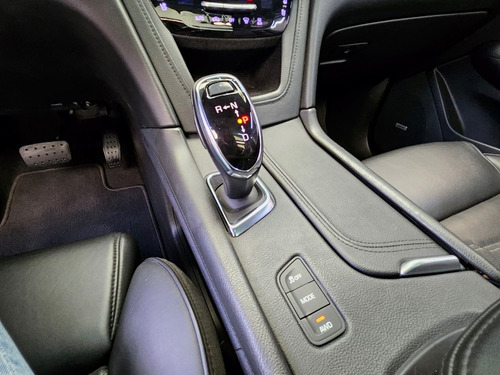 Cadillac XT5 3.7 Platinum At