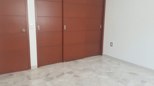 Imagen 6 de 13 de Casa Cerca A La Avenida Circunvalacion Y Normalistas