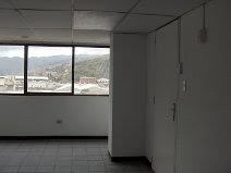 Imagen 4 de 16 de En Venta Piso Industrial En Avenida Principal En La Yaguara 1326 M2