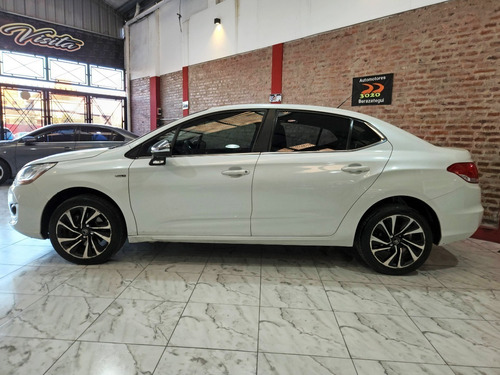Imagen 20 de 25 de Citroën C4 Lounge 1.6 S Edition Thp 165cv 2016