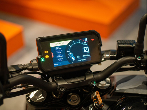 Imagen 6 de 25 de Ktm Duke 390 Gris Usado Seleccionado