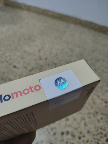 Celular Motorola Moto G 5 2024 4+128 Gb Único En El Mercado Verde