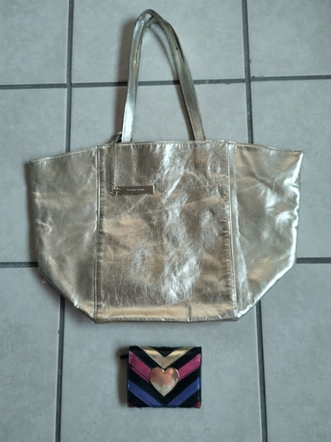 Dúo Bolso Tote Dorado Y Cartera Victoria's Secret Usadas.