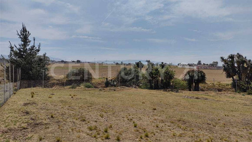 Terreno En Venta En Santiago Tlacotepec, Toluca, México