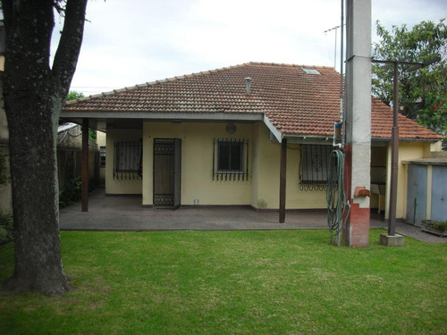 Imagen 2 de 12 de Chalet 3 Ambientes