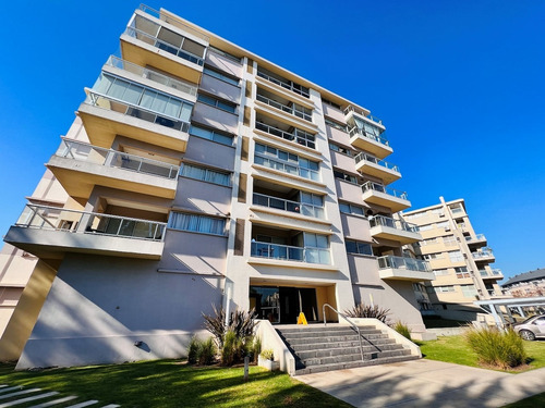 Imagen 22 de 23 de Hermoso Departamento En Venta, 2 Ambientes, Balcón Con Parrilla, Súper Luminoso Y Vista A Portezuelo!