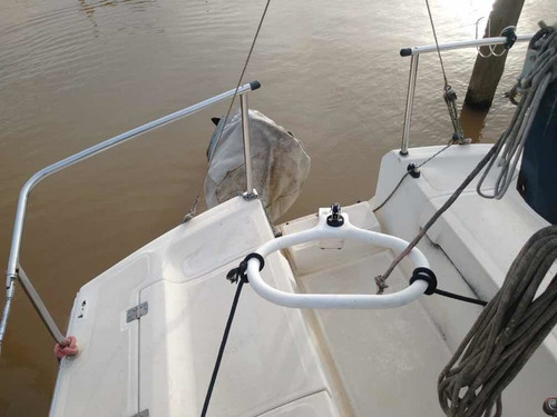 Velero 23 Pies