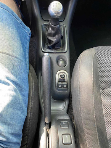 Peugeot 207 2010 2.0 Sedan Xt Hdi