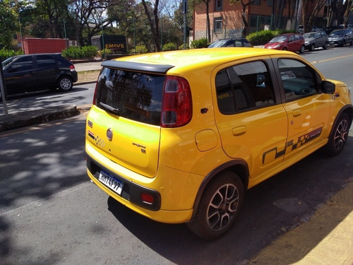 Imagem 2 de 2 de Fiat Uno 2012 1.4 Sporting Flex 5p