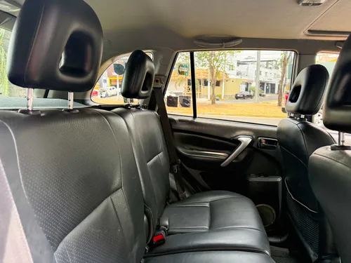 Toyota RAV4 Vagoneta Limited Piel At