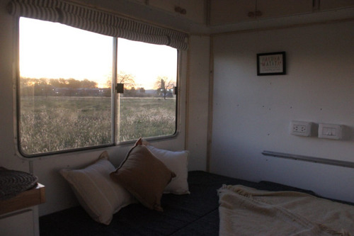 Imagen 11 de 25 de Casa Rodante Estilo Americana Para 4 Personas