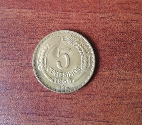 Moneda De 5 Centésimos República De Chile  1966