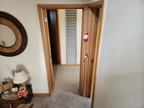 Casa De 200 M2, 3 Pisos, 4 D, 5 B, Isla Teja, Valdivia