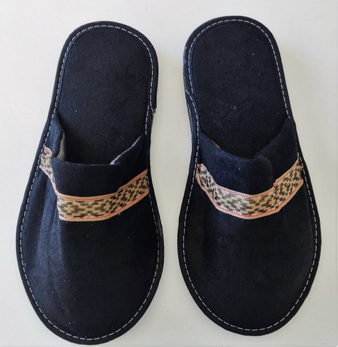 Pantuflas De Hombre Negras Con Guardapampa