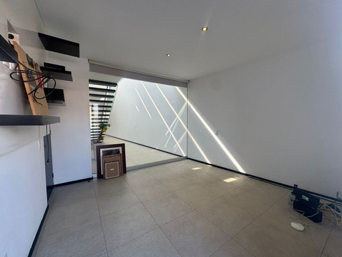 Casa En Venta, Lomas Verdes, 4 Recámaras.
