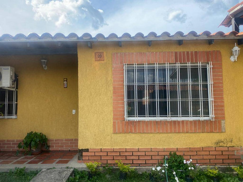 Yt Dj.inf Se Vende Casa En Valle De Oro San Diego Conjunto Aljibe