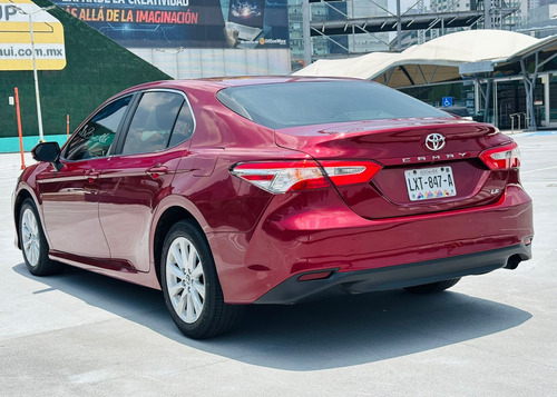 Toyota Camry 2.5 Le At