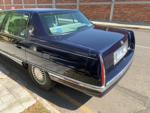 Cadillac Deville 4.6 Concours 275hp At