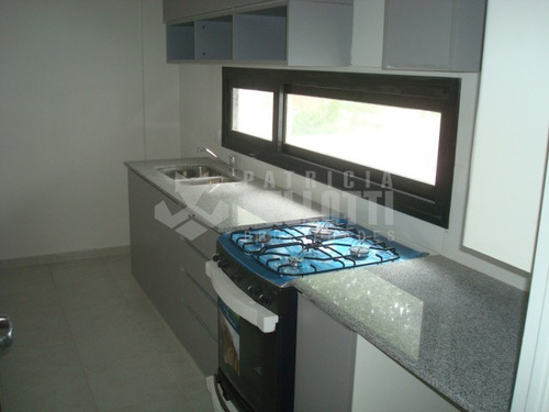 Imagen 6 de 9 de Departamento 2 Dormitorios En Alquiler - Av. 32 E/ 1 Y 2 - La Plata