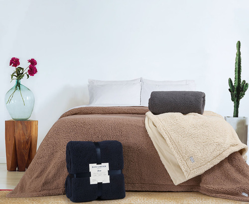Frazada Jean Cartier Doble De Corderito Y Polar Color Azul Con Diseño Sherpa King De 260cm X 240cm