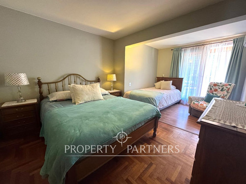 Cómoda Y Amplia Casa En Venta, Lomas De Mirasur.