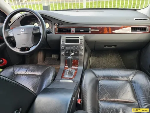 Volvo Xc70 3.2cc At Aa 4x4