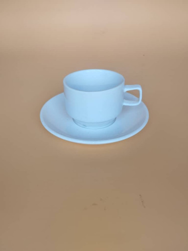 Taza De Porcelana Café Pequeño 100 Cc Con Plato Apilable.