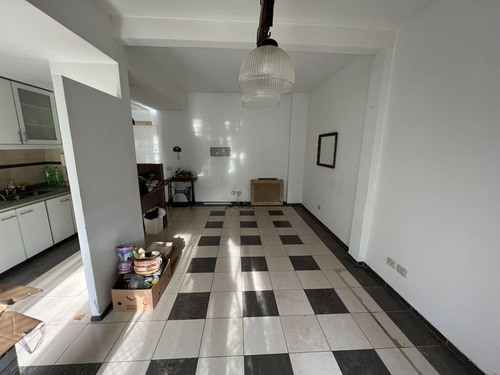 Imagen 4 de 13 de Venta De Ph 2 Ambientes En Monte Castro