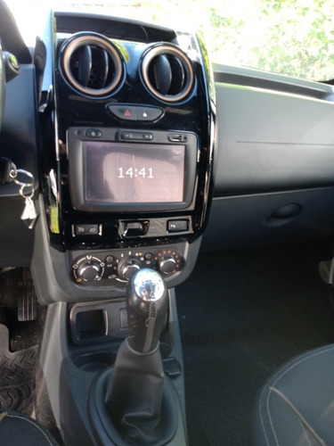 Imagen 10 de 10 de Renault Duster 2018 1.6 Ph2 4x2 Privilege