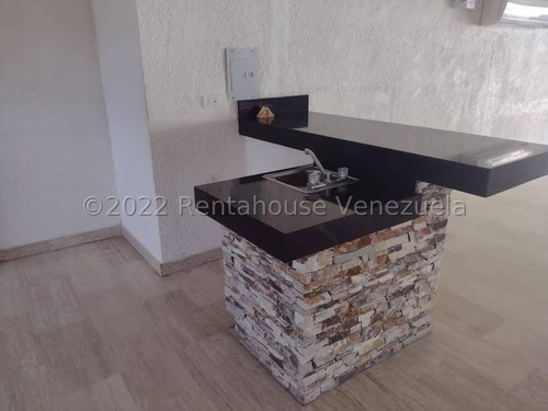 Imagen 12 de 30 de Apartamento En Venta Las Chimeneas 22-23854 Denisse P 0424-4115222 Rah Carabobo