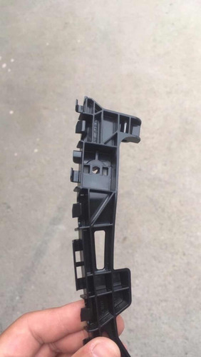 Guia Soporte Defensa Del Rh Suzuki Swift 2016 71821-53r00