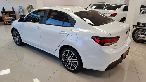 Kia Rio Ex
