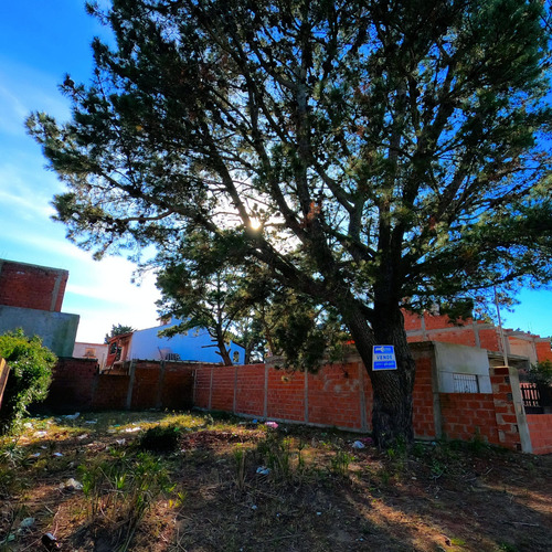 Lote 200 Mts, Zona Urbanizada.