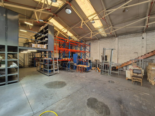 Bodega Comercial Mackenna Con Maule