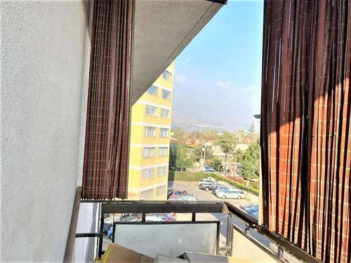 Departamento En Venta De 3 Dorm. En La Reina
