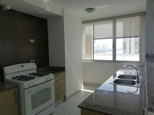Imagen 4 de 14 de Venta De Apartamento De 120m2 En Ph Moon Tower 22-3776