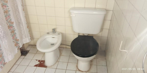Venta Casa + Depto. La Carmencita