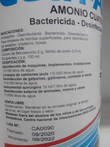 Imagen 2 de 2 de Desinfectante Concentrado Cetriamon Lugares Personas 1 Lt