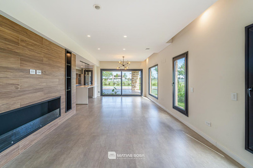 Venta - Casa En Developer Park - Lote 68